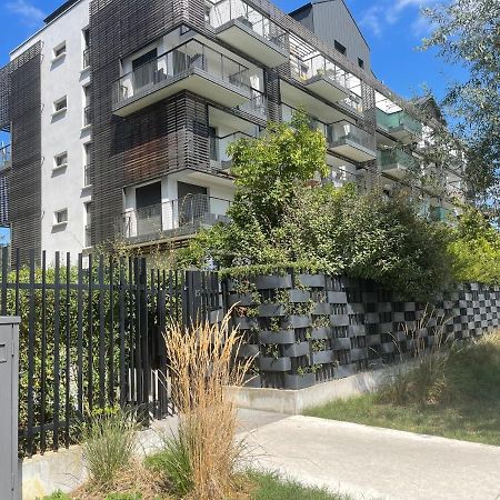 APPART 2P AVEC PARKING ET BALCON - gare val d'europe 5mn - disney 10mn Montévrain Exterior foto